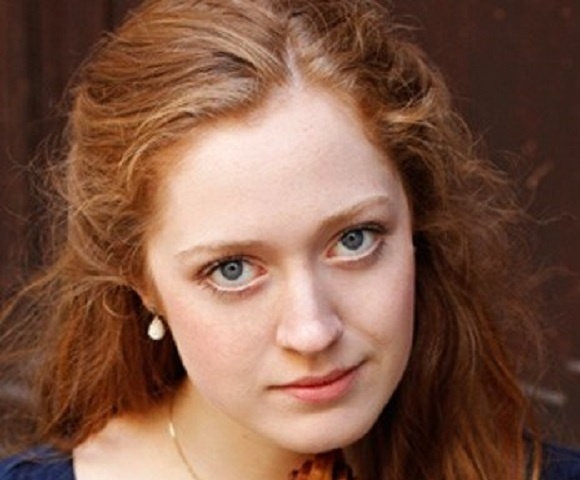 527_helms_alien-miriam_2_.jpg